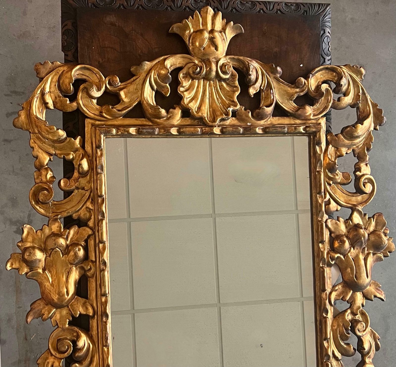 Miroir français d'époque Empire en bois doré sculpté, XIXe siècle photo Décoration