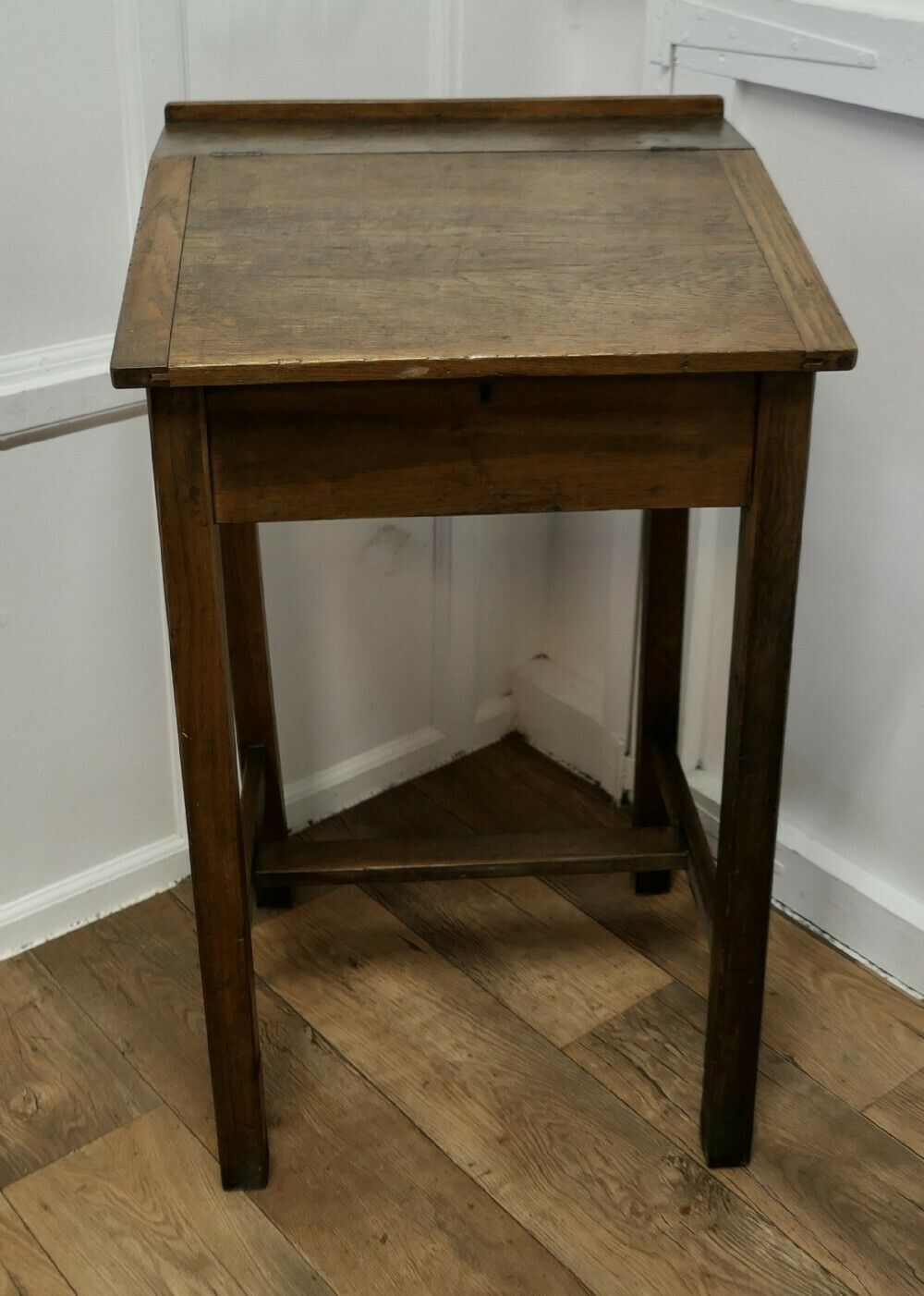 Restaurant Clerks Desk Greeting Station, Greeter photo buy