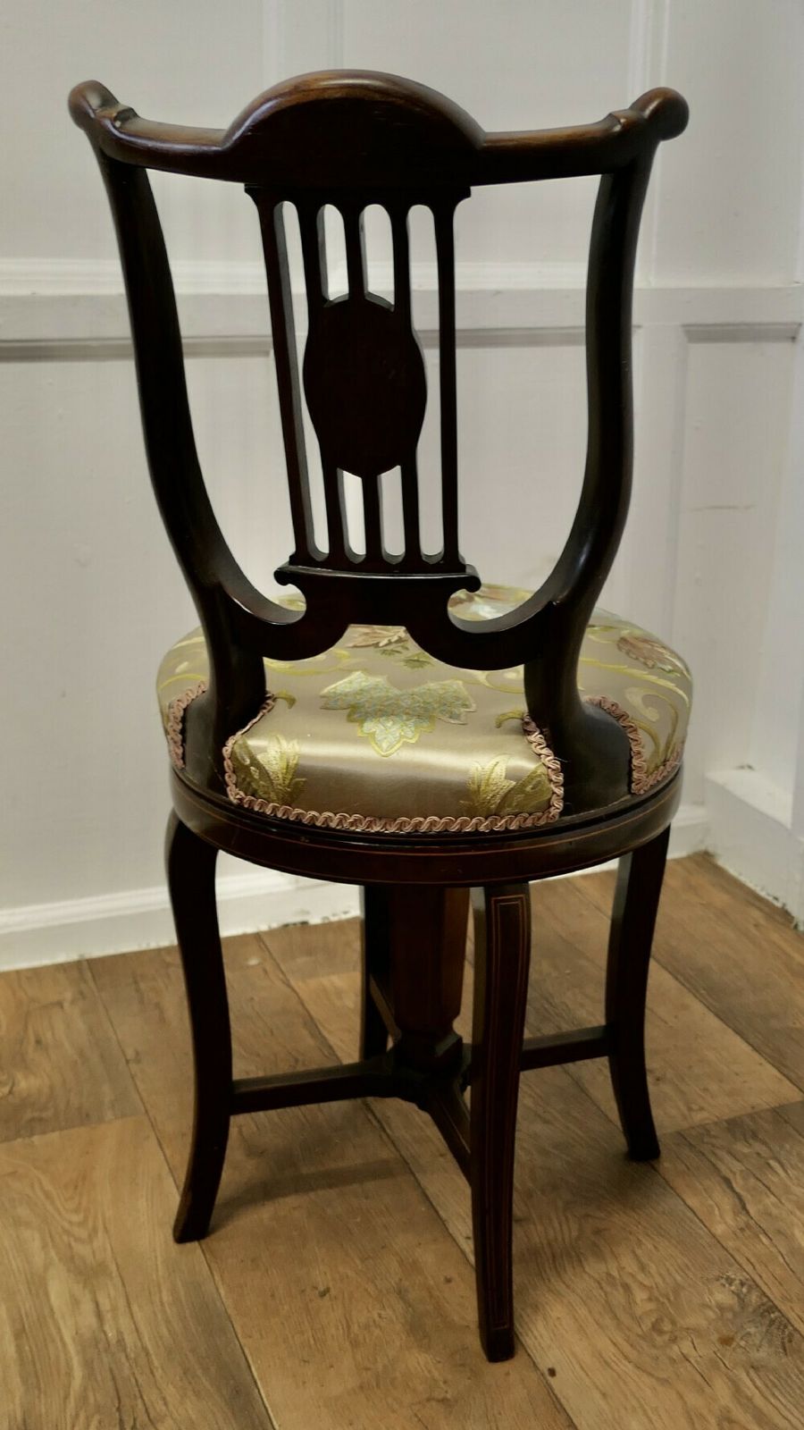 Superb Quality Lyre Back Revolving Harpist/Cello Music Chair photo vinterior
