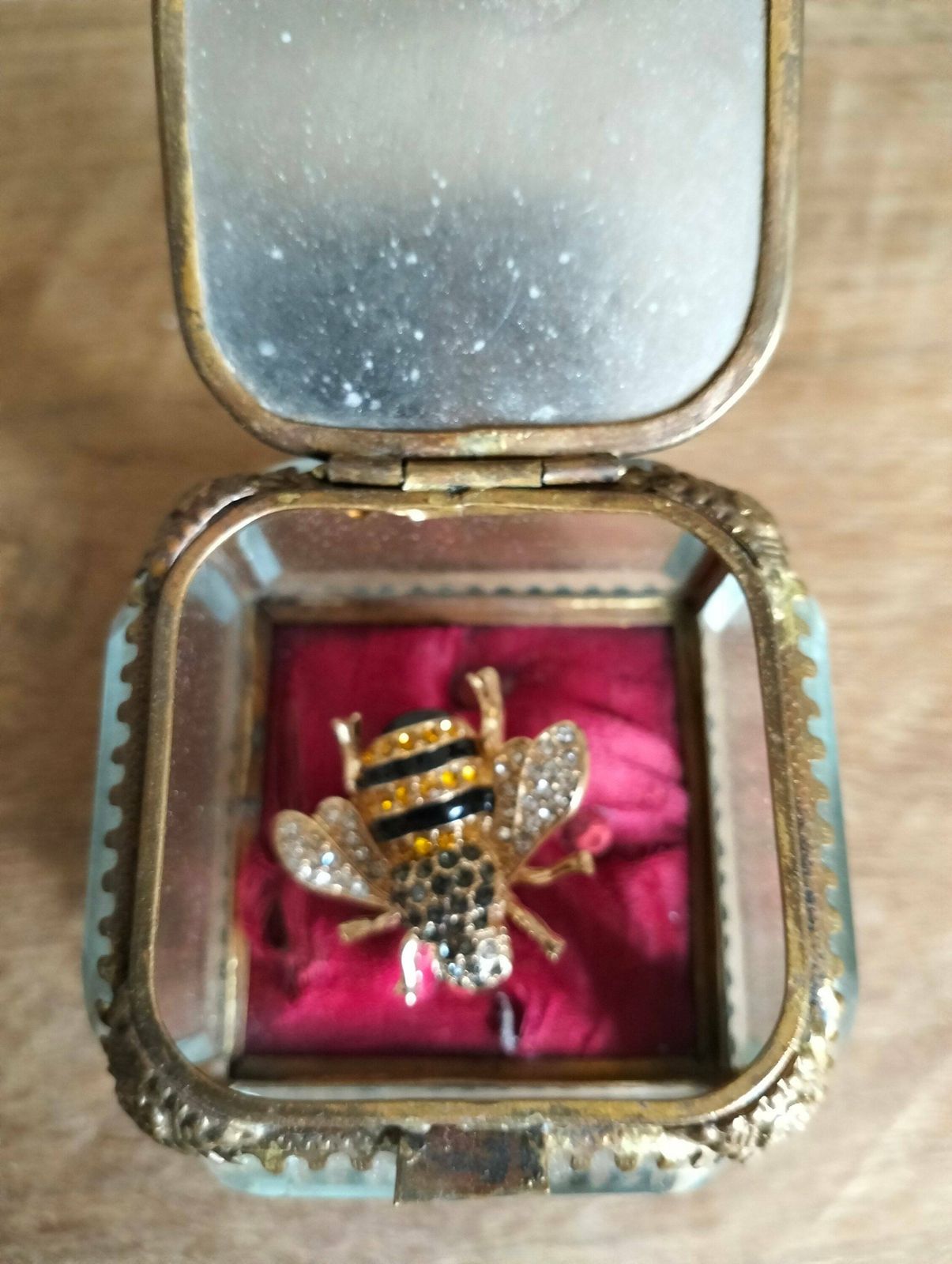photo furniture Boîte à bijoux Napoleon III d'époque, boîte à bibelots en ormolu d'époque, verre biseauté