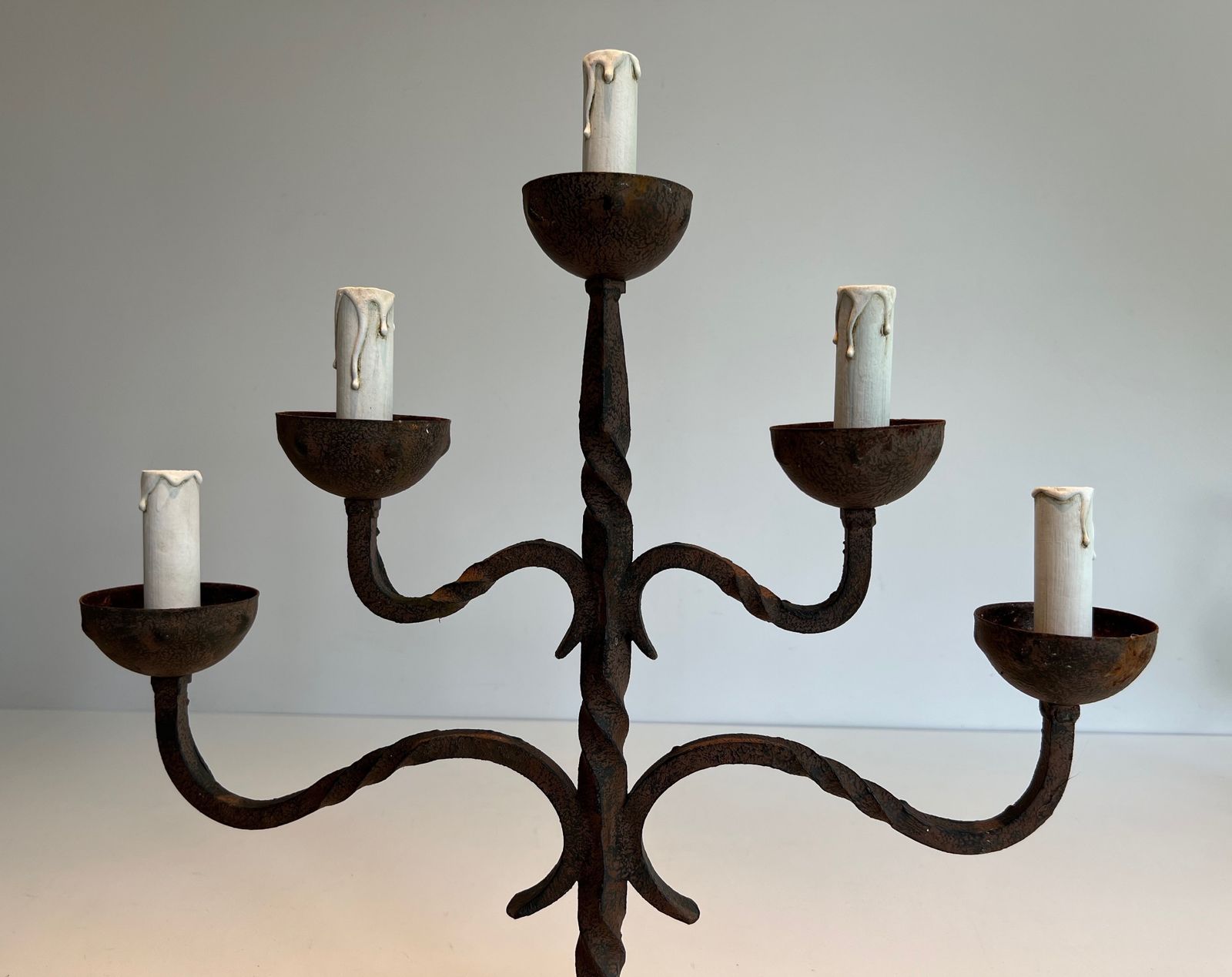 Wrought Iron Candelabra With 5 Arms Of Lights photo 650.0