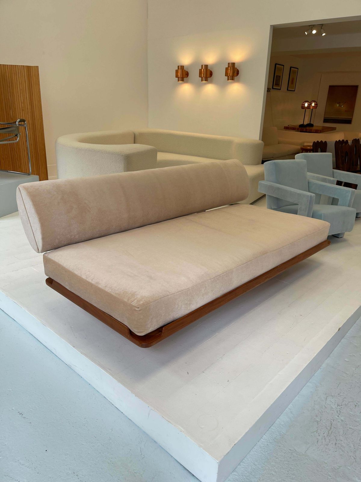 Grete Jalk Daybed For Poul Jeppesen photo 14400.0
