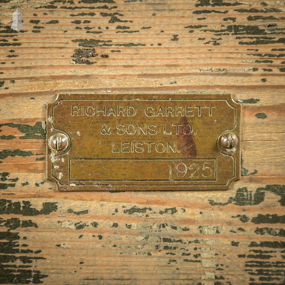 photo vinterior 1920’s Agricultural Parts Box, Wood And Metal Construction