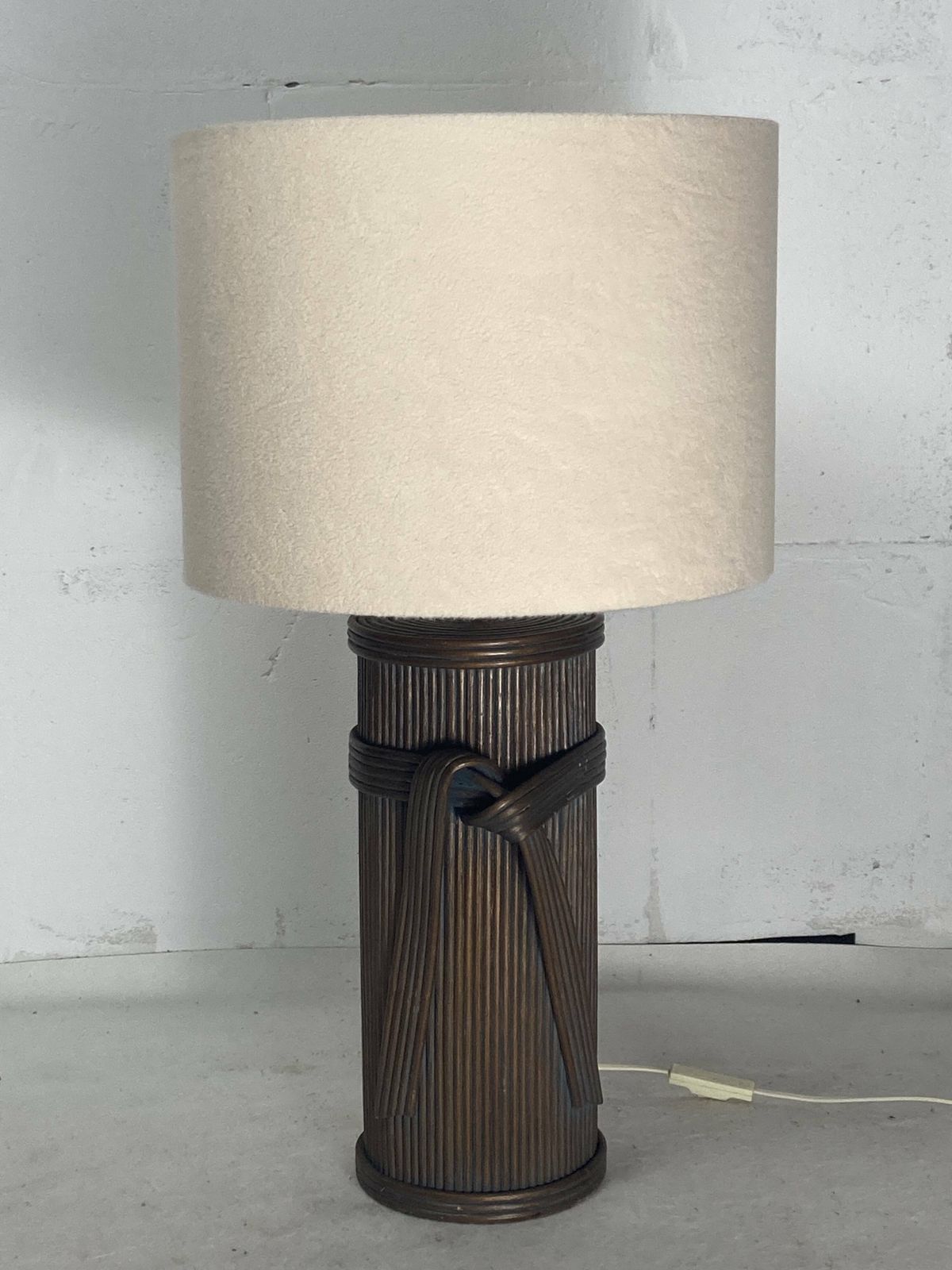 Large Pencil Reed Rattan Bamboo Pillar Table Lamp, Bouclé Shade, Italy 1970s photo for sale