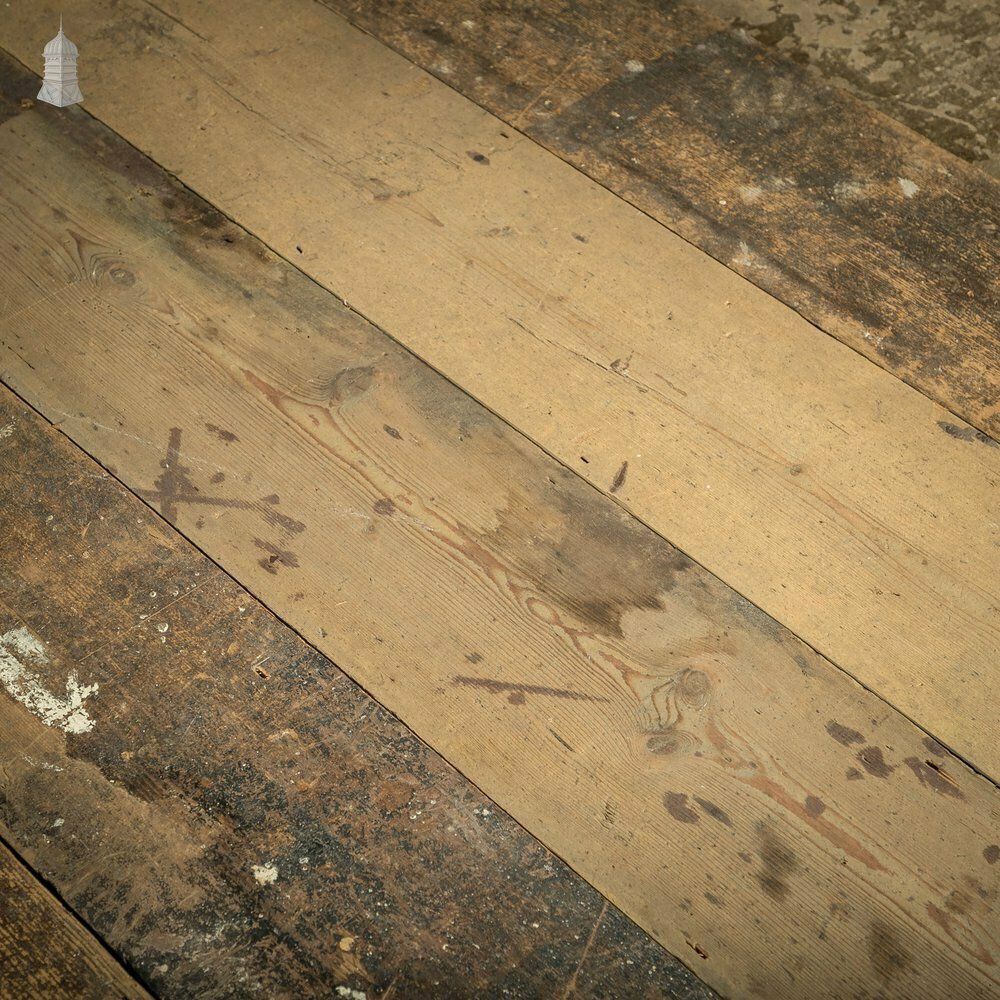 5760.0 Georgian Pine Floorboards, 8.75" Wide Original Reclaimed Floorboards, Batch Of 32 Square Metres photo
