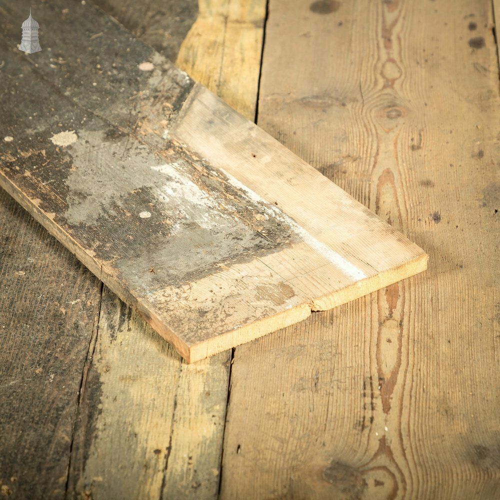 photo vintage Georgian Pine Floorboards, 8.75" Wide Original Reclaimed Floorboards, Batch Of 32 Square Metres