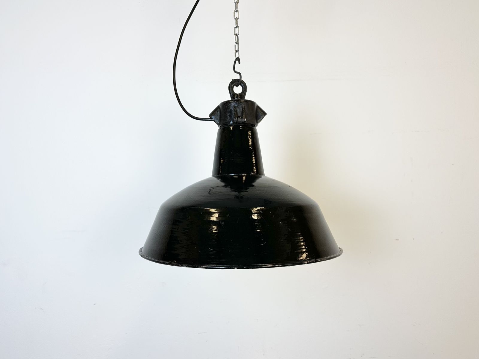 photo furniture Industrial Black Enamel Factory Lamp With Cast Iron Top, 1950s