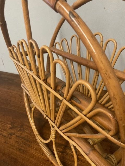 Modern Design Magazine Rack In Bamboo From The 1960s, In Perfect Condition photo 103.0