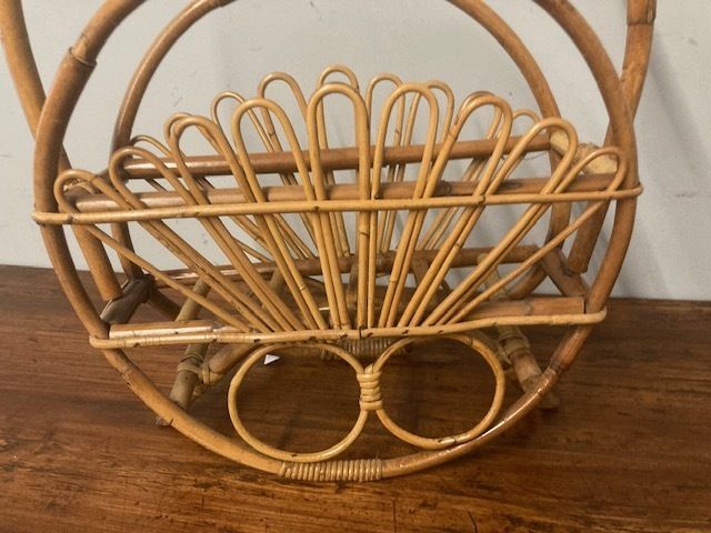 Modern Design Magazine Rack In Bamboo From The 1960s, In Perfect Condition photo vinterior