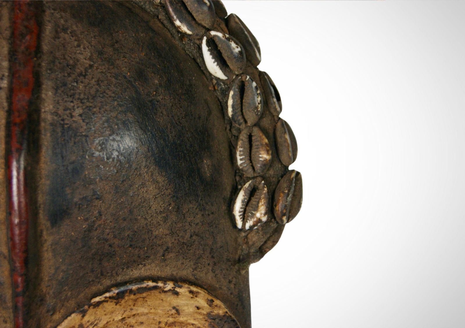 Ancestral Dan Mask 'Deangle' With Cowrie Shells Large photo 1350.0