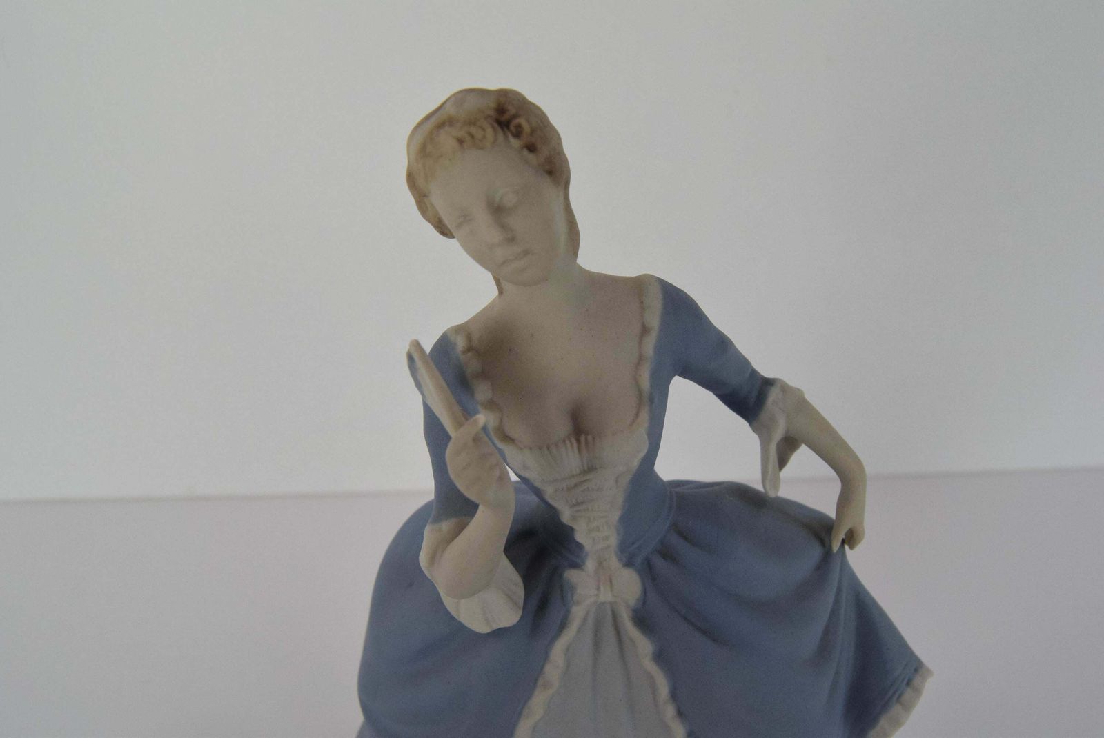photo vinterior Porcelain Figurine Design Strobach, For Royal Dux, 1970's.