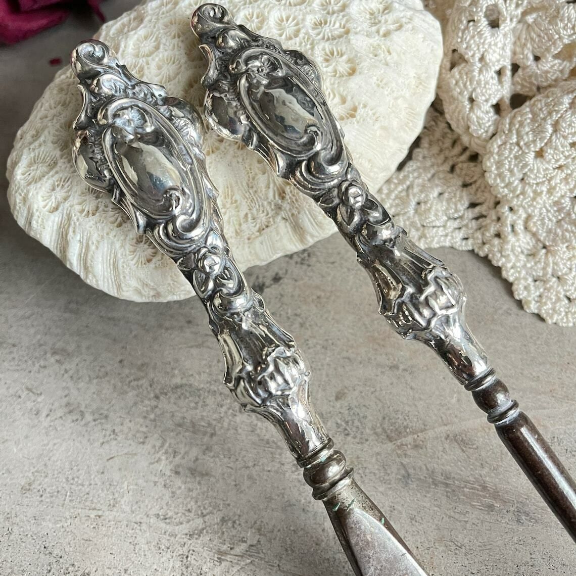 Stunning Antique Button Hook And Shoe Horn, Silver Handle, Steel And Silver, Edward Barnsley, Edwardian Silver, Hallmarked, Floral Theme photo for sale