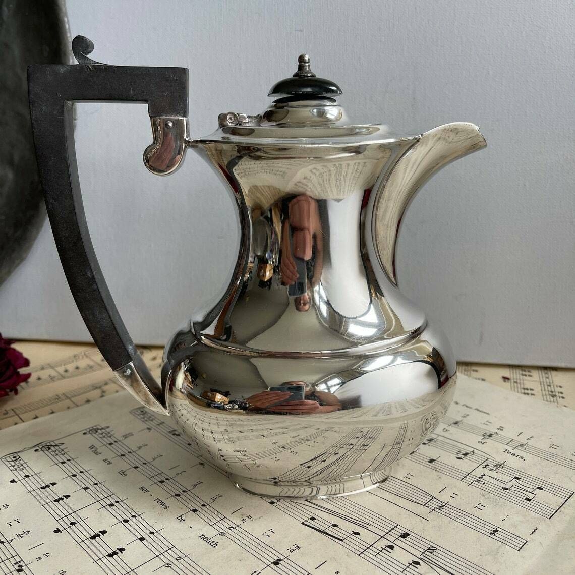 Vintage Silver Plated Oval Balluster Teapot. Hot Water Pot. Coffee Pot. Downton Abbey. Shabby Chic photo furniture