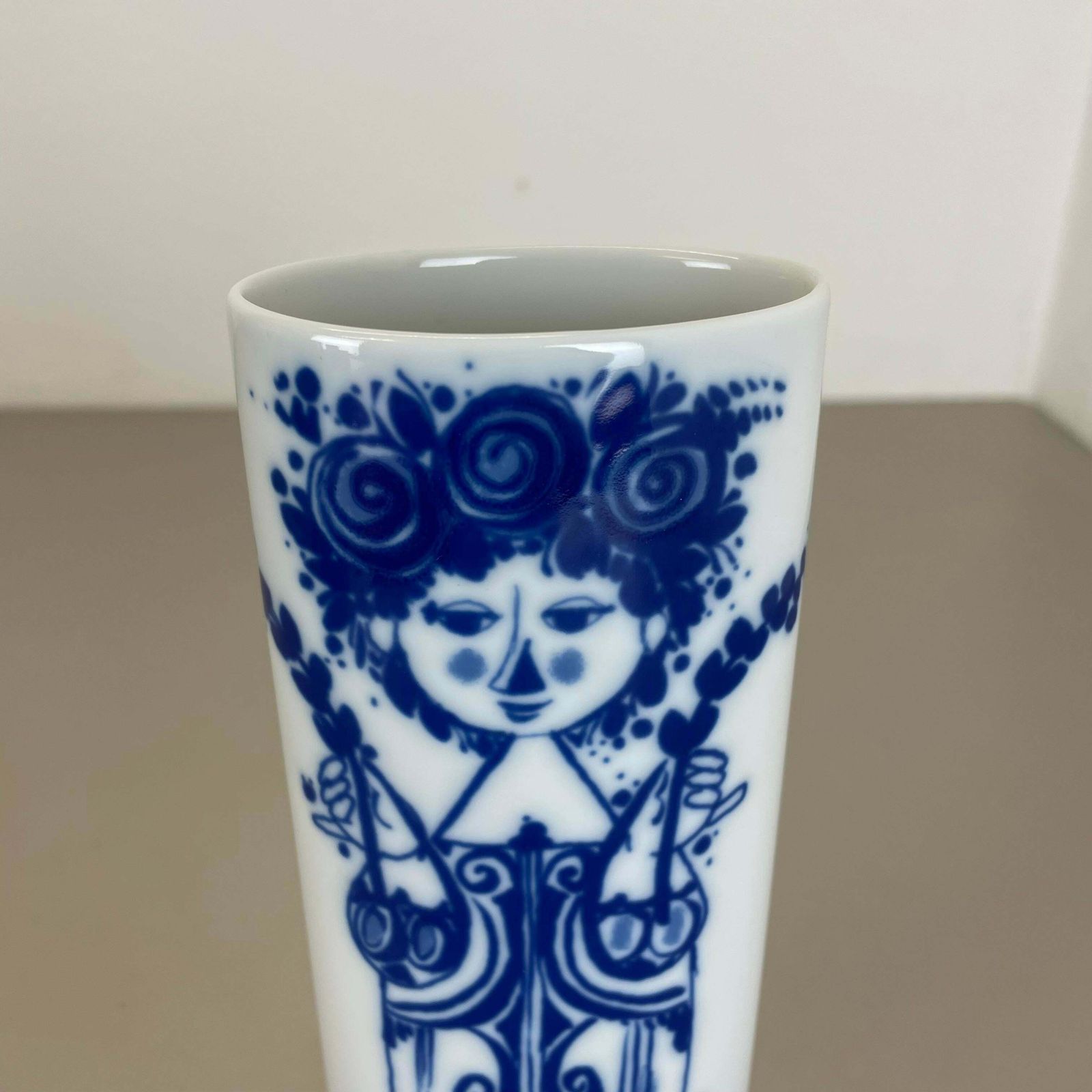 Op Art Porcelain Vase By Björn Wiinblad For Rosenthal Studio Line Germany, 1970s photo buy