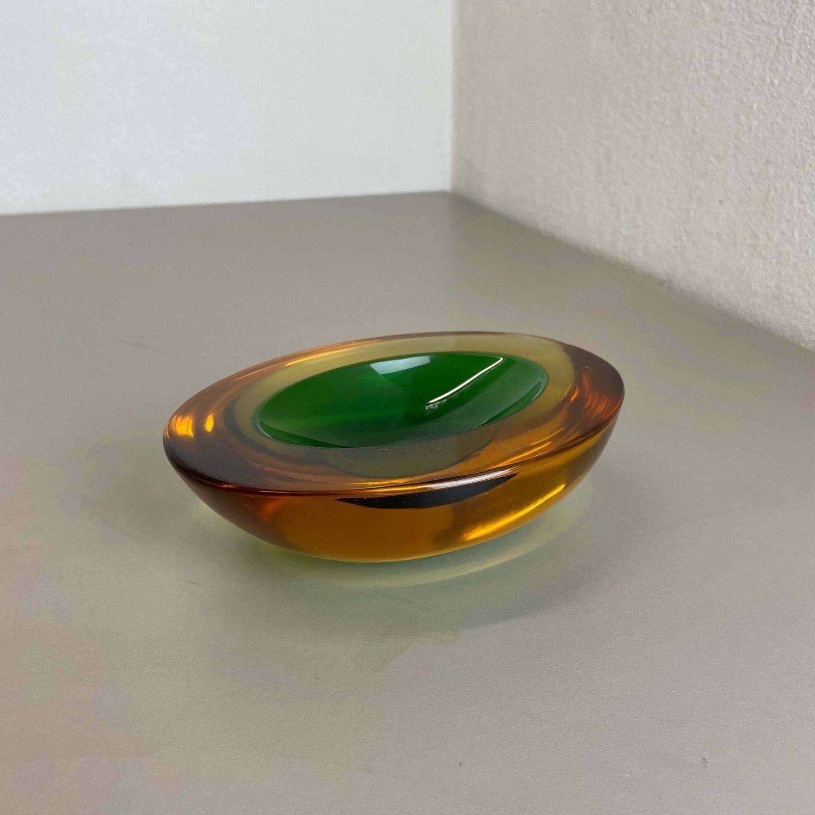 Heavy 1.5kg Glass "Green Yellow" Bowl Element Shell Ashtray Murano Italy, 1970s photo for sale