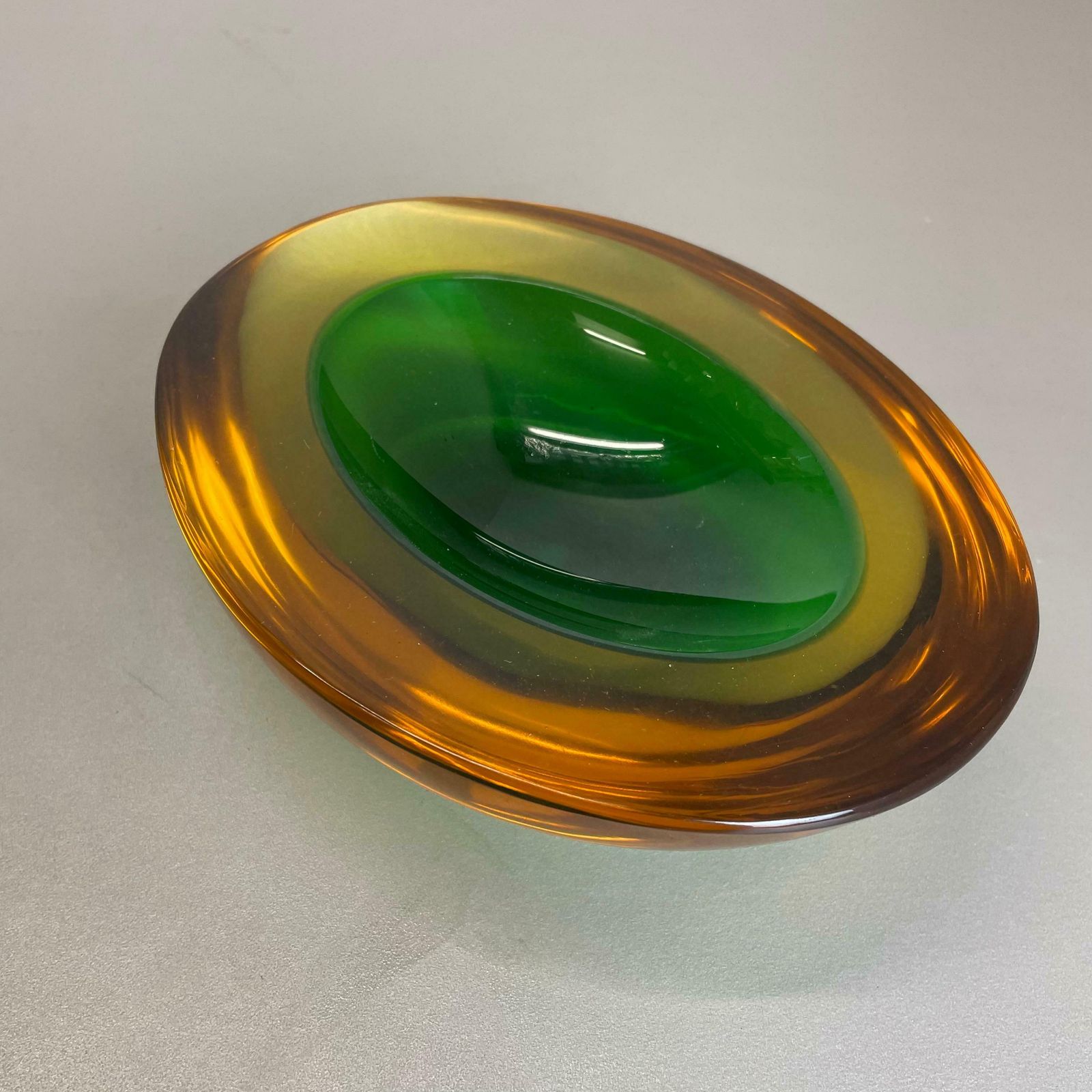 Heavy 1.5kg Glass "Green Yellow" Bowl Element Shell Ashtray Murano Italy, 1970s photo buy