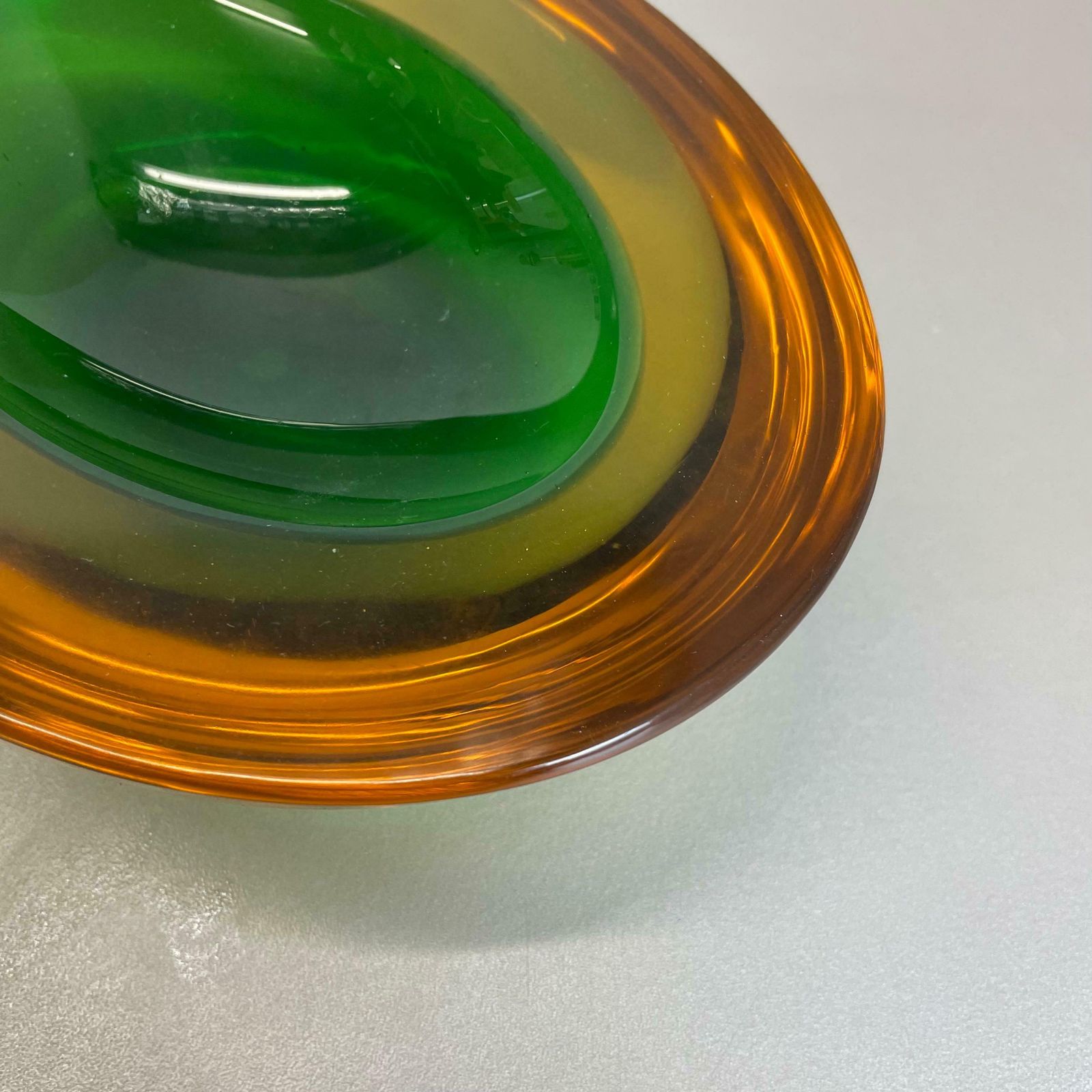 613.0 Heavy 1.5kg Glass "Green Yellow" Bowl Element Shell Ashtray Murano Italy, 1970s photo