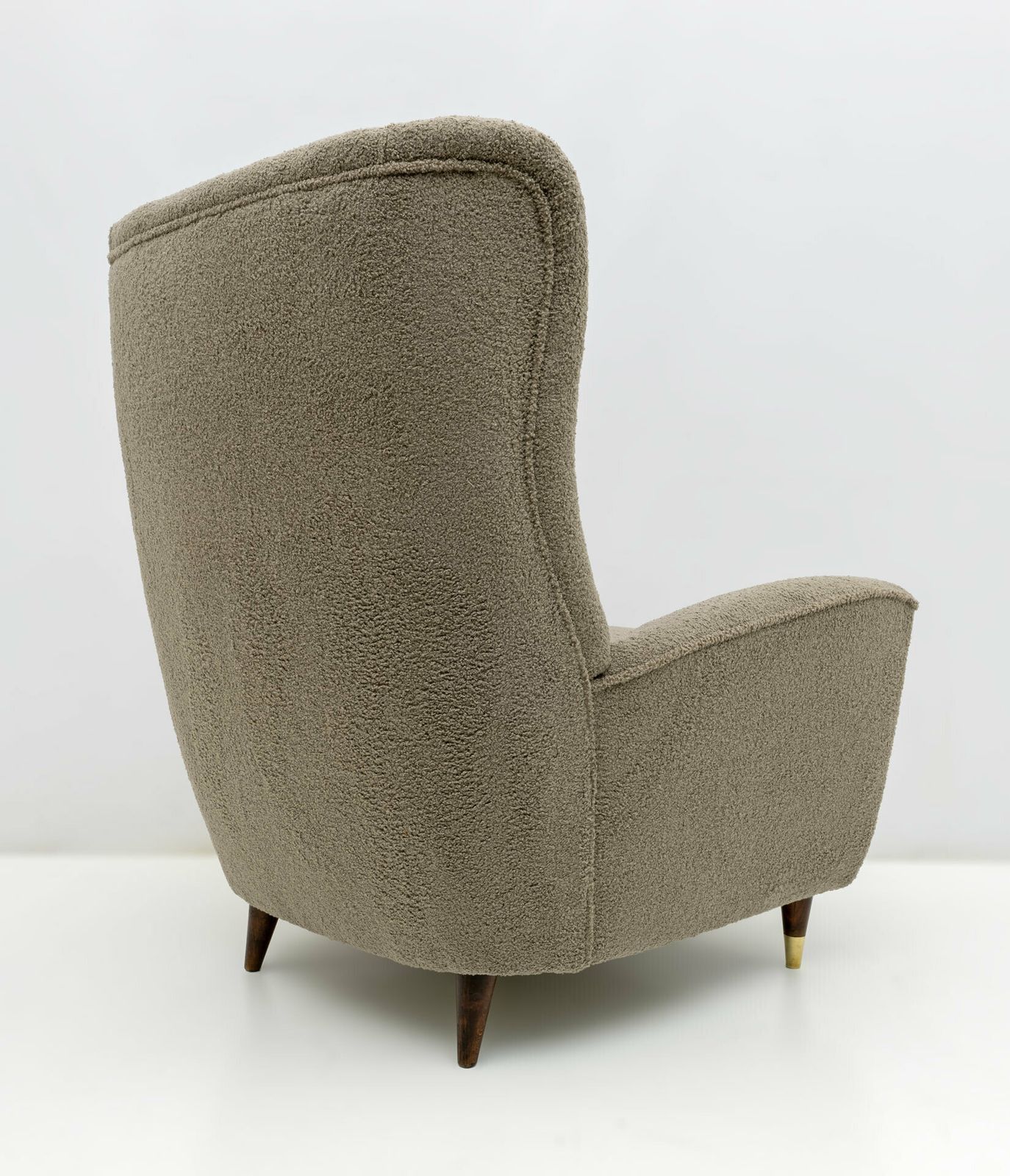 Gio Ponti Style Mid Century Modern Bouclè Poltrona Con Schienale Alto Di Isa Bergamo, 50 photo Furniture