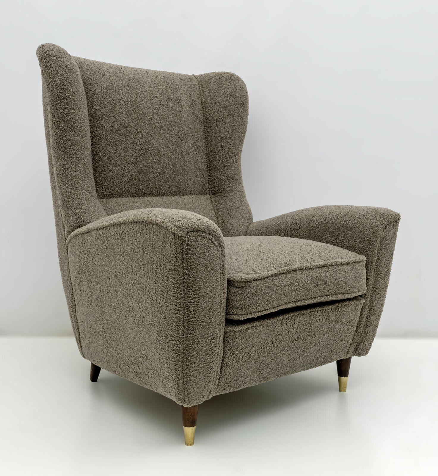 Gio Ponti Style Mid Century Modern Bouclè Poltrona Con Schienale Alto Di Isa Bergamo, 50 photo 3379.0