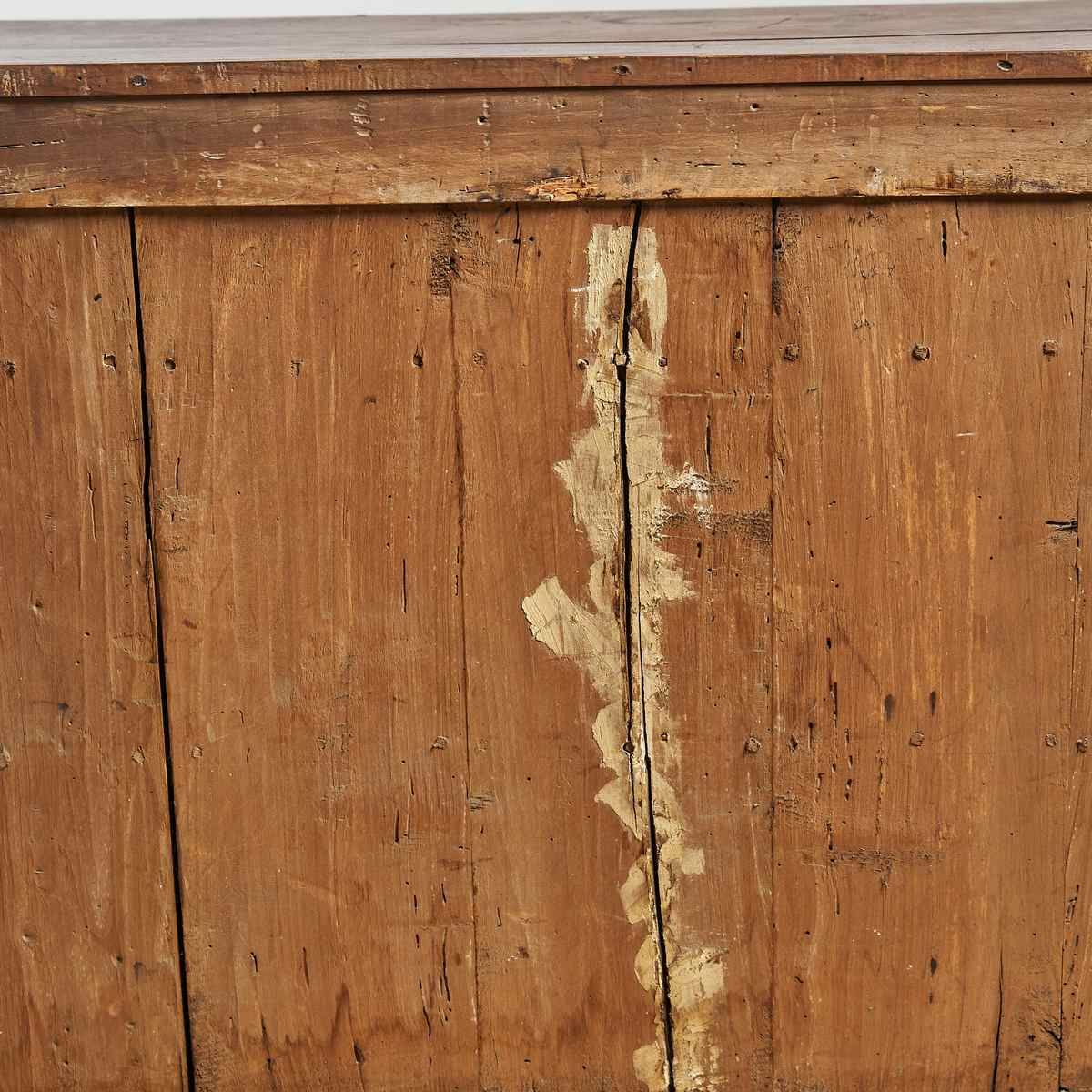 photo furniture Empire Walnut Dresser