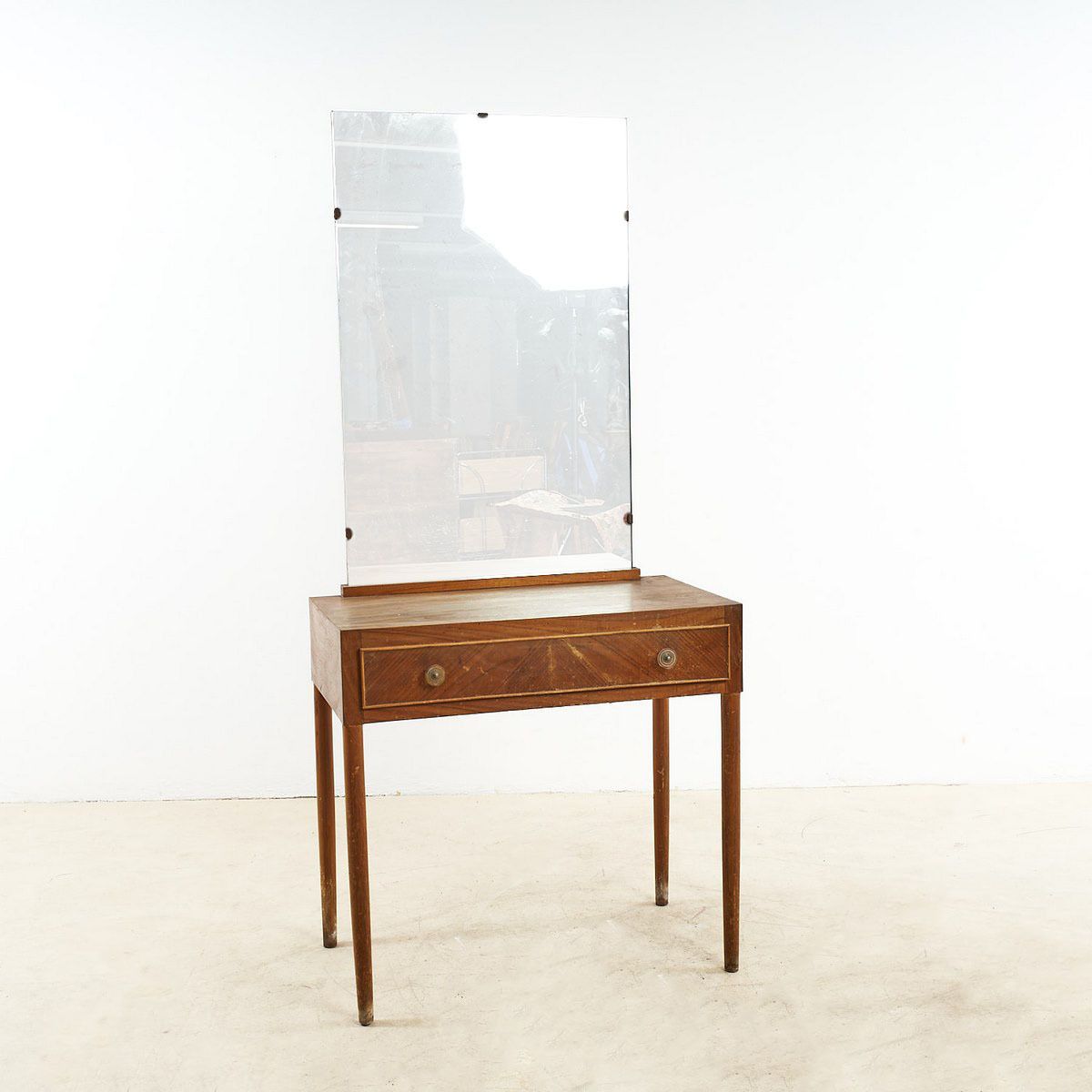 Console With Mirror