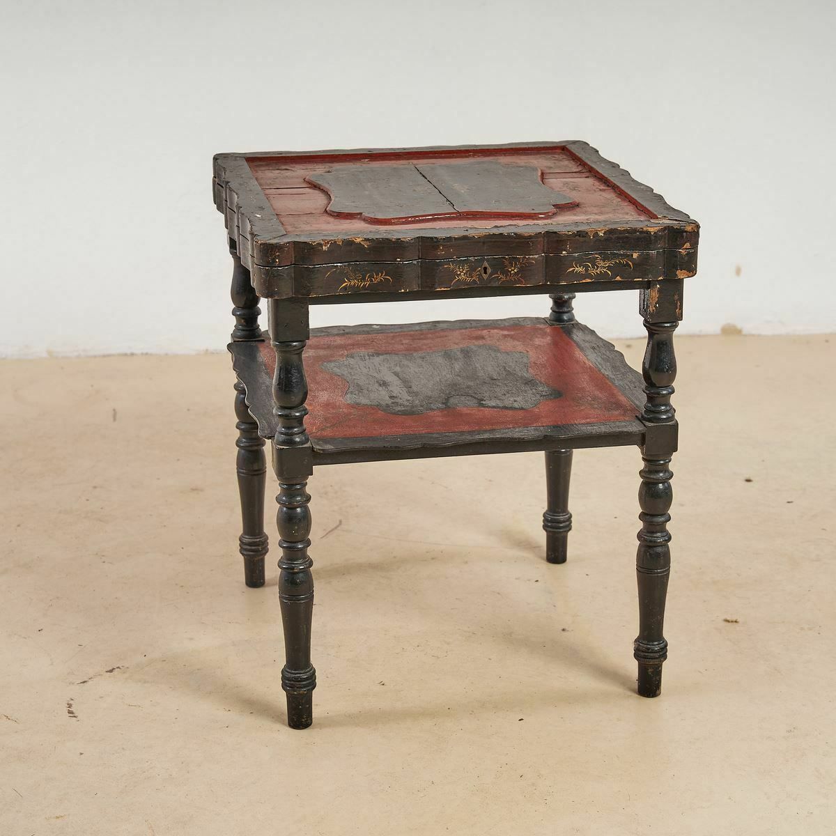 Oriental Table