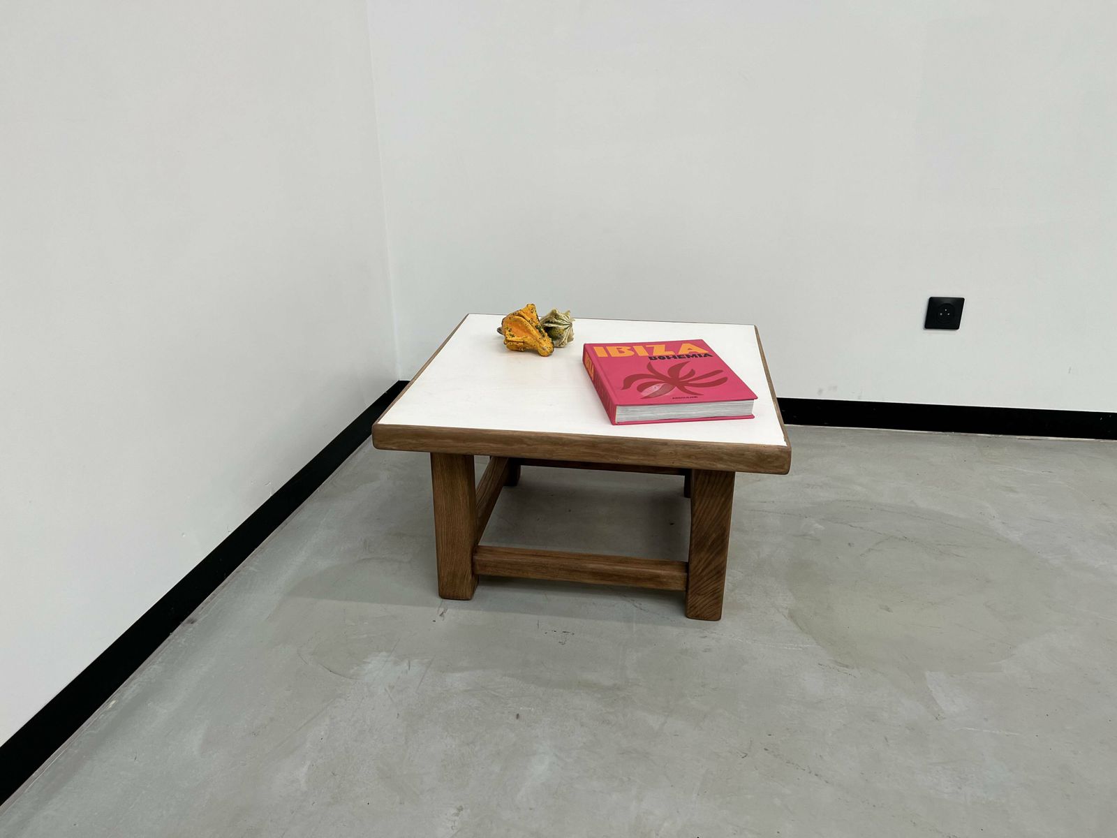 Furniture Modernist Square Coffee Table In Oak photo