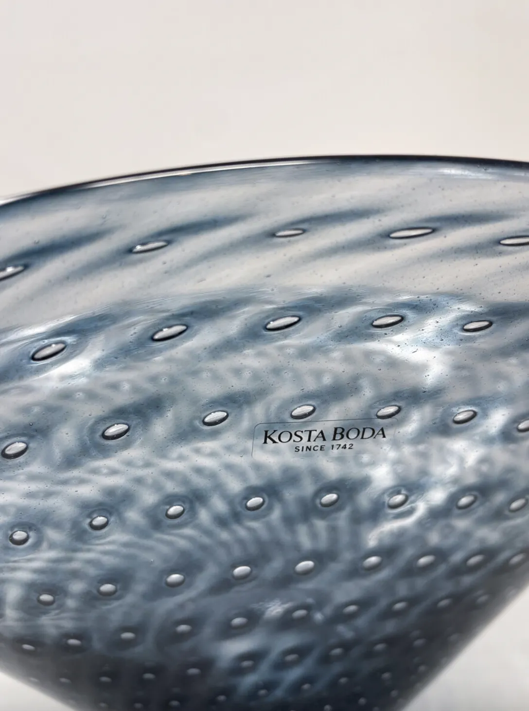 Mid Century Modern Vase By Göran Wärff For Kosta Boda, Sweden photo vinterior