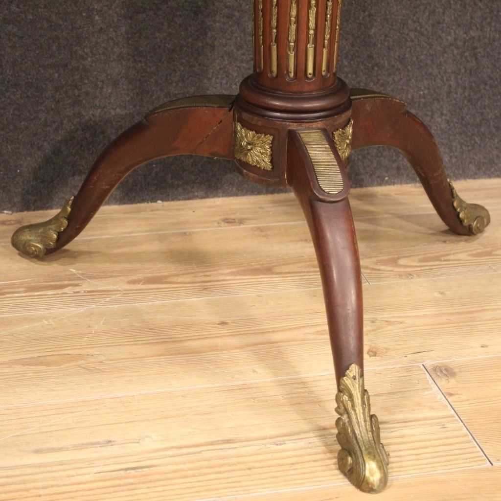 French Round Side Table In Mahogany Wood Of The Early 20th Century photo 1600.0