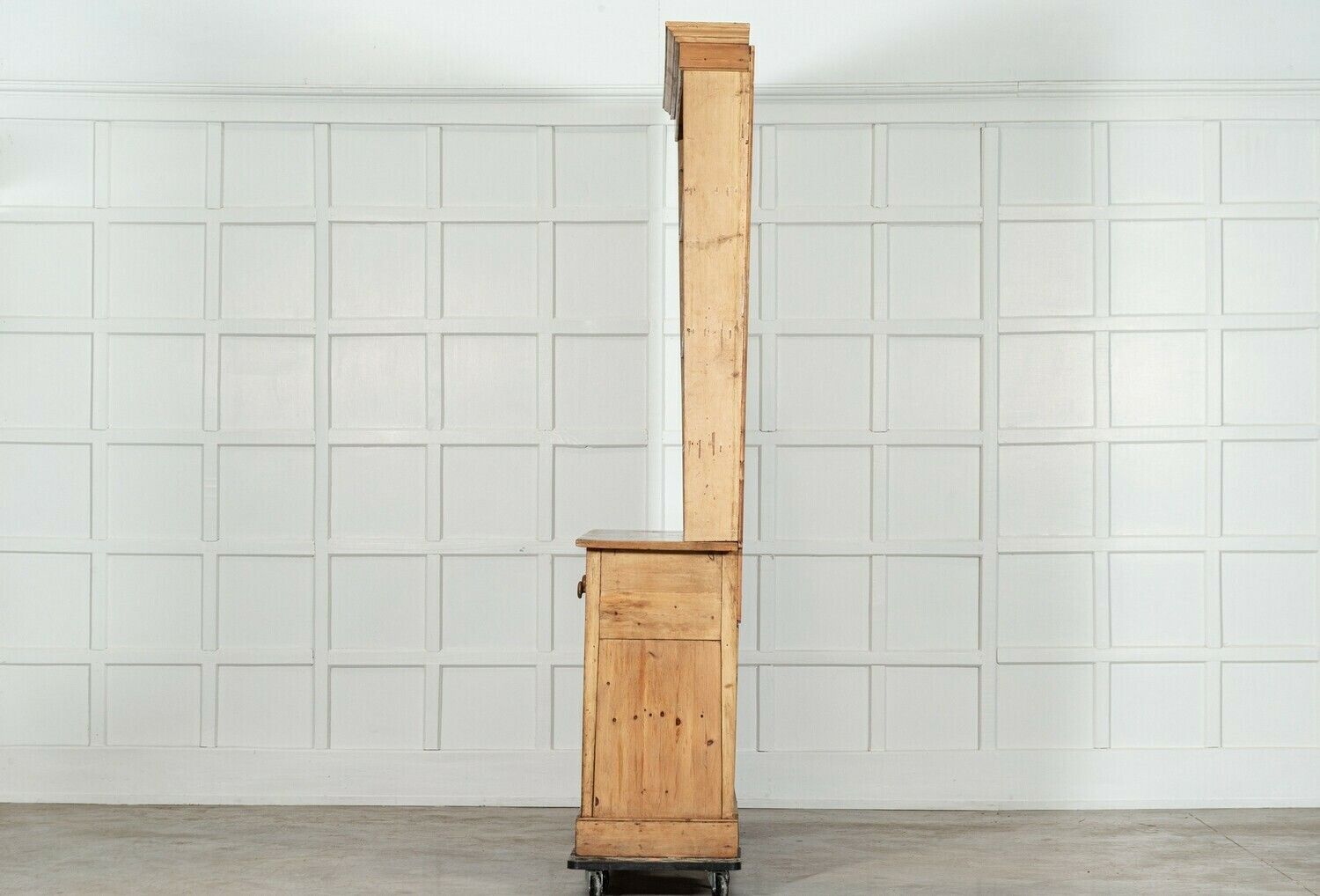 Large 19thc English Pine Dresser photo vintage