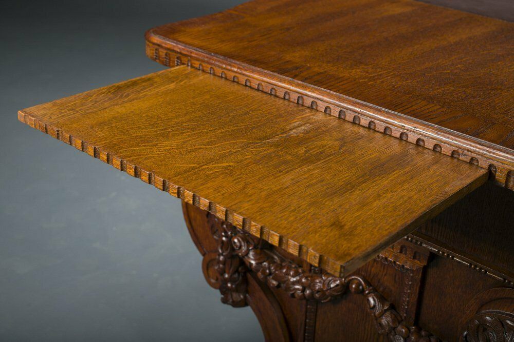 photo vinterior Vintage Neo Renaissance Desk, 1920s