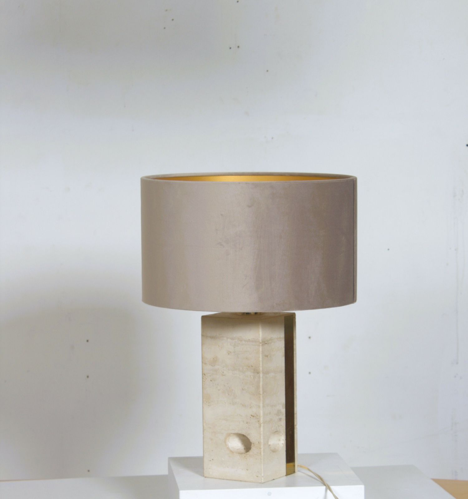 Mid Century Italian Table Lamp In Travertine Attributed To Fratelli Mannelli, 1970s photo for sale