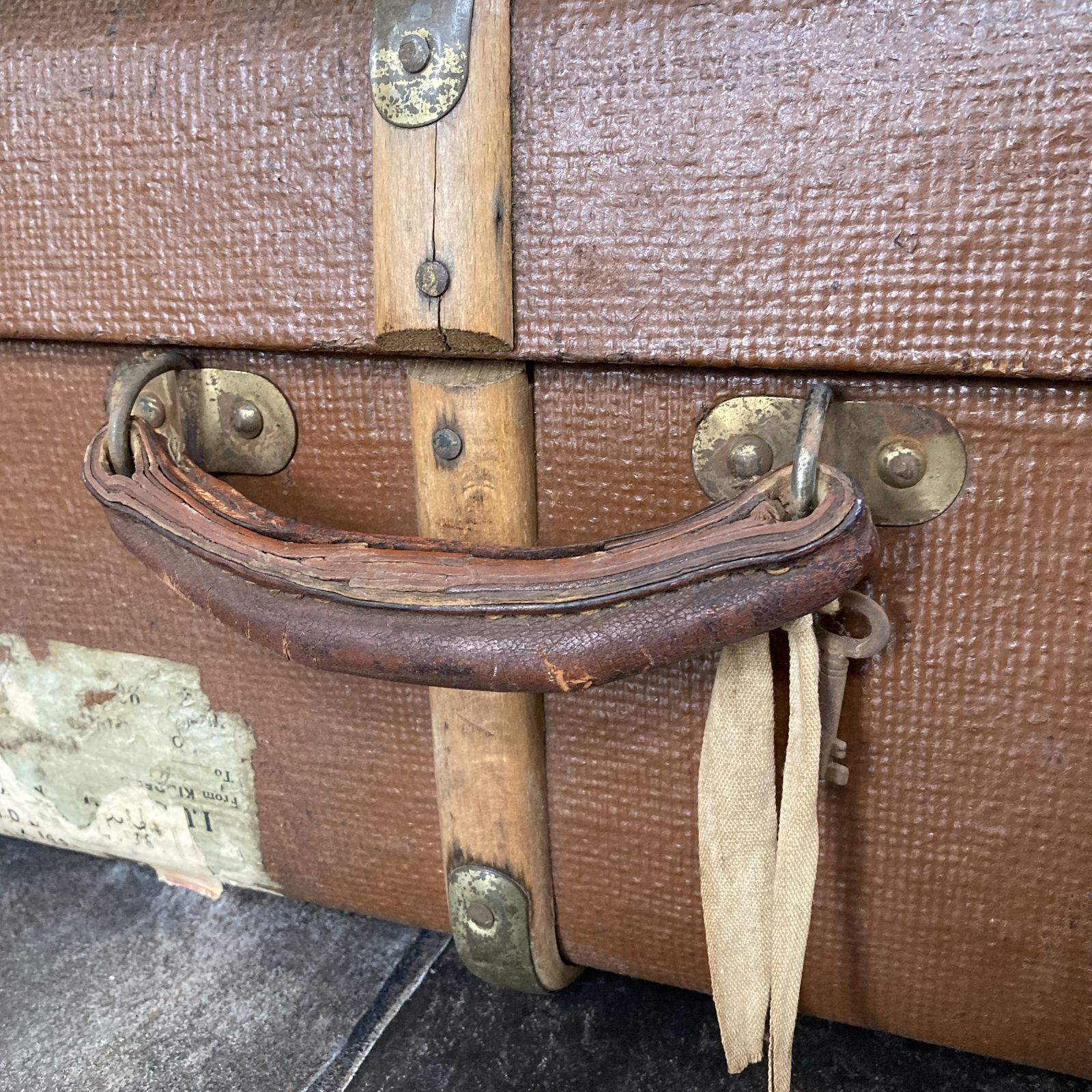 Characterful Antique Bentwood Steamer Trunk / Suitcase / Luggage / Travel Shop Display photo furniture