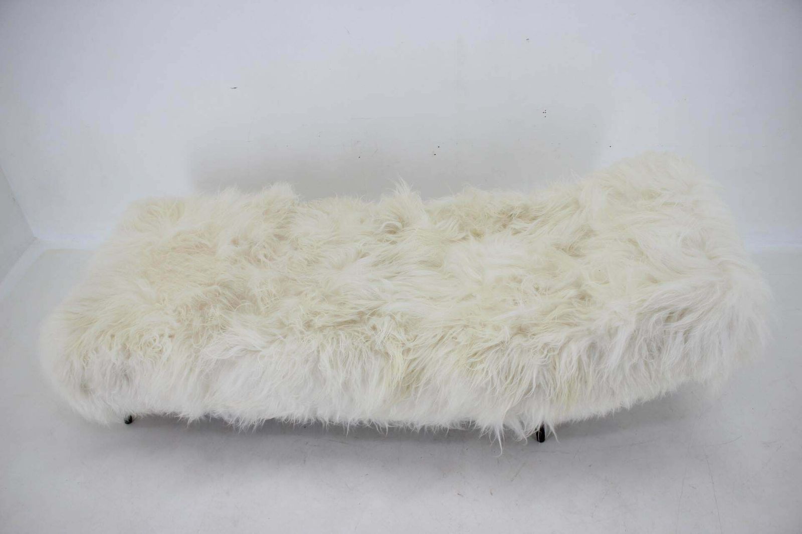 1960s Exclusive Daybed In Sheep Skin photo vintage