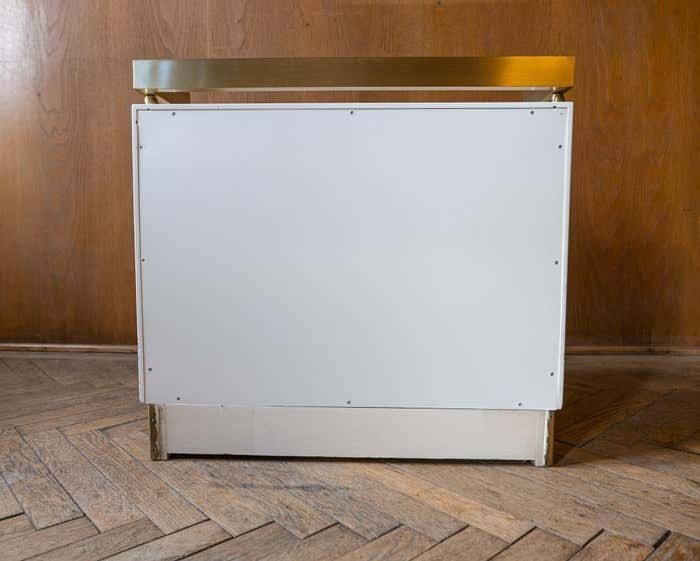 photo vinterior Pair Of White And Gold Bedside Tables By Luciano Frigerio, Italy 1970