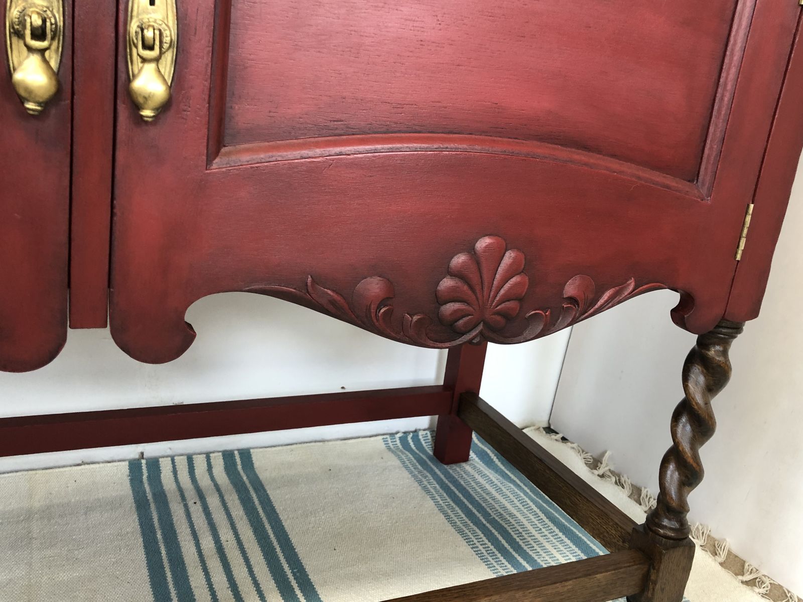 Lovely Refurbished Oak Antique Sideboard  Painted With Fusion Mineral Paint "Highlander" And Finished With Clear Wax And Aged With Black Wax .Top And Legs I Used Dark Oak Varnish photo 350.0