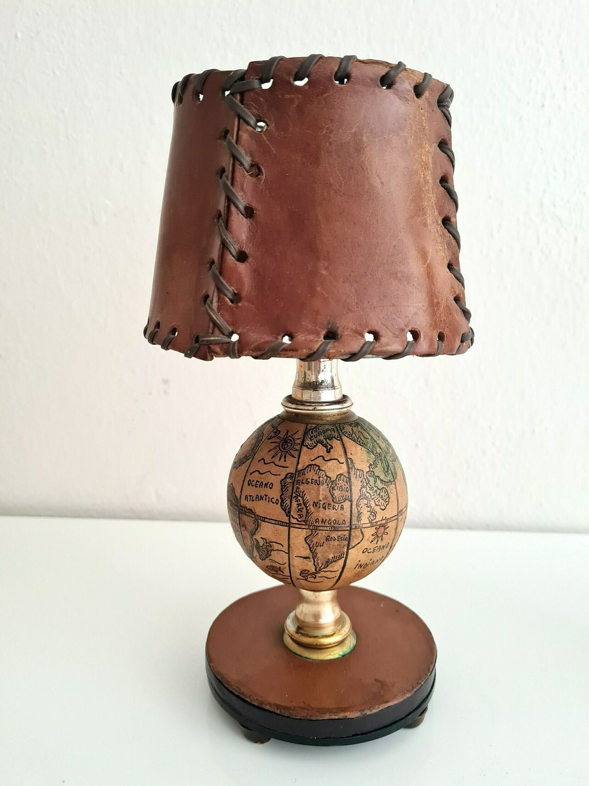 Vintage Mid Century Modern Pair Of Lamps Globes With Leather Shades photo buy