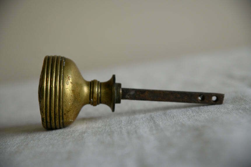 Antique Brass Door Handle, 1800s photo vinterior