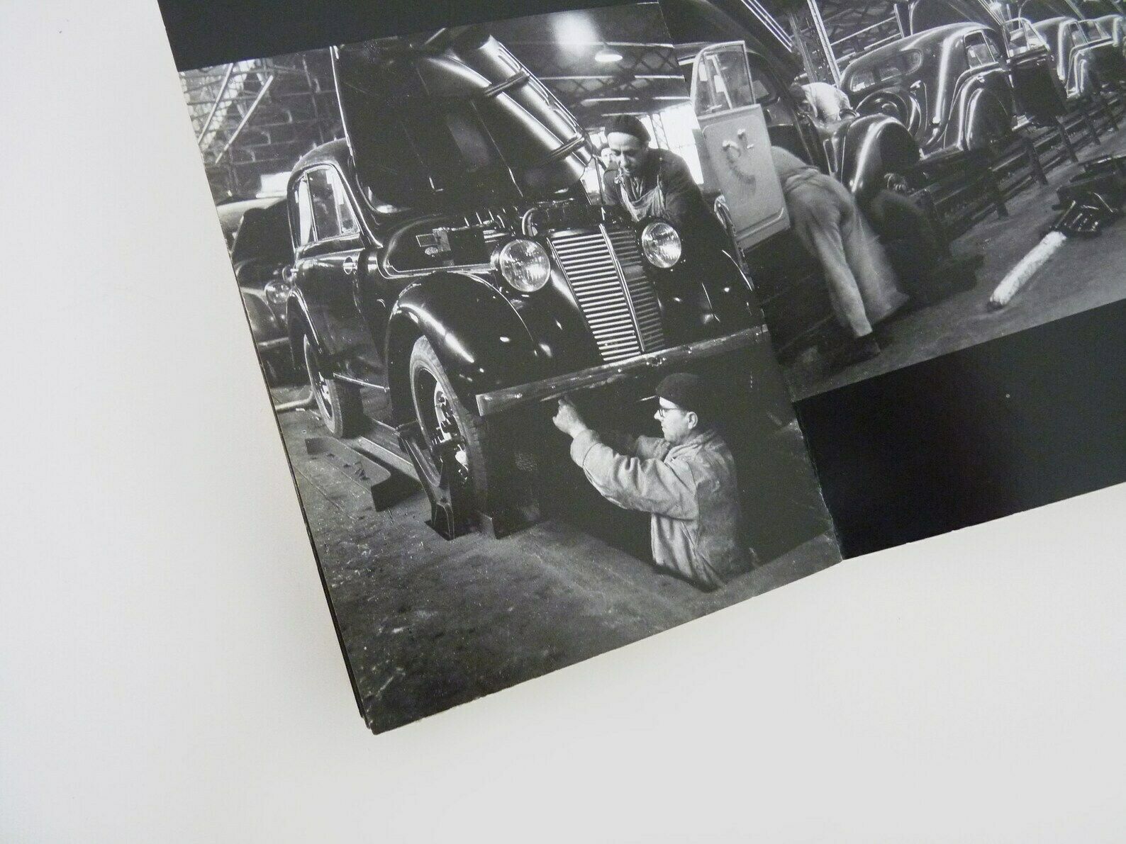 Rare Book / Rare Book Robert Doisneau & Hazan, Renault   Original 1988 photo vinterior