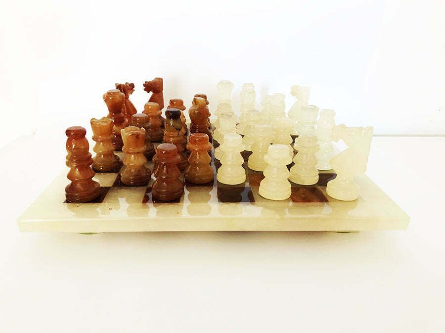 Scacchiera In Onice Pregiatissima  Art photo furniture