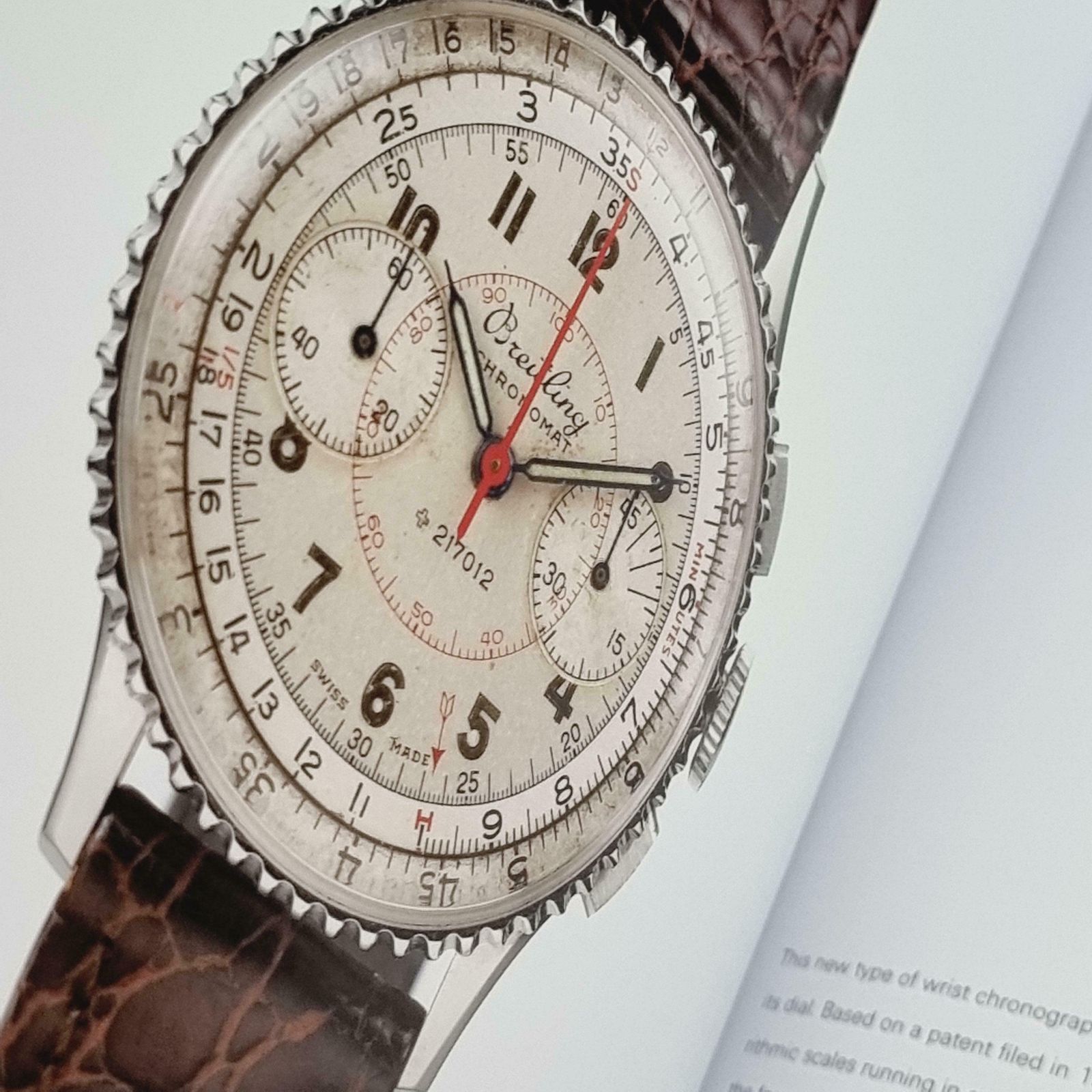 Breitling   The Book, Hardcover, English Edition, 2009. 336 Pages photo vinterior