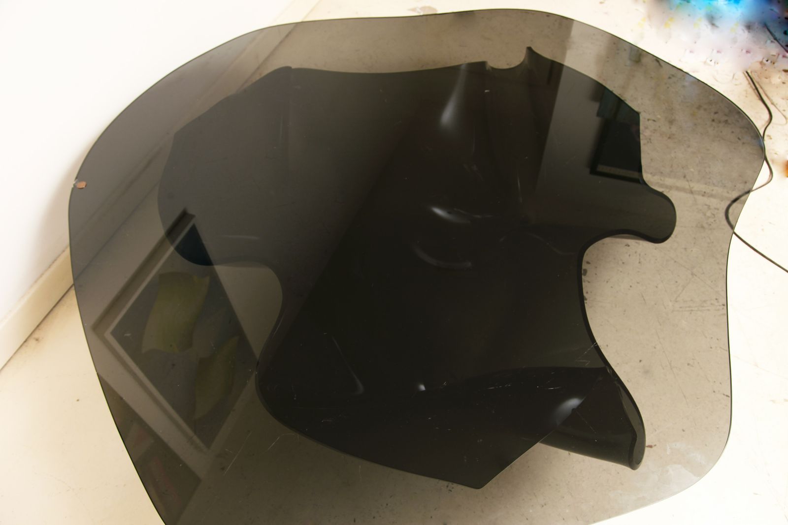 Postmodern Xxl Laurel Fyfe Sculptural Coffee Table Black Glass 1990s photo vintage