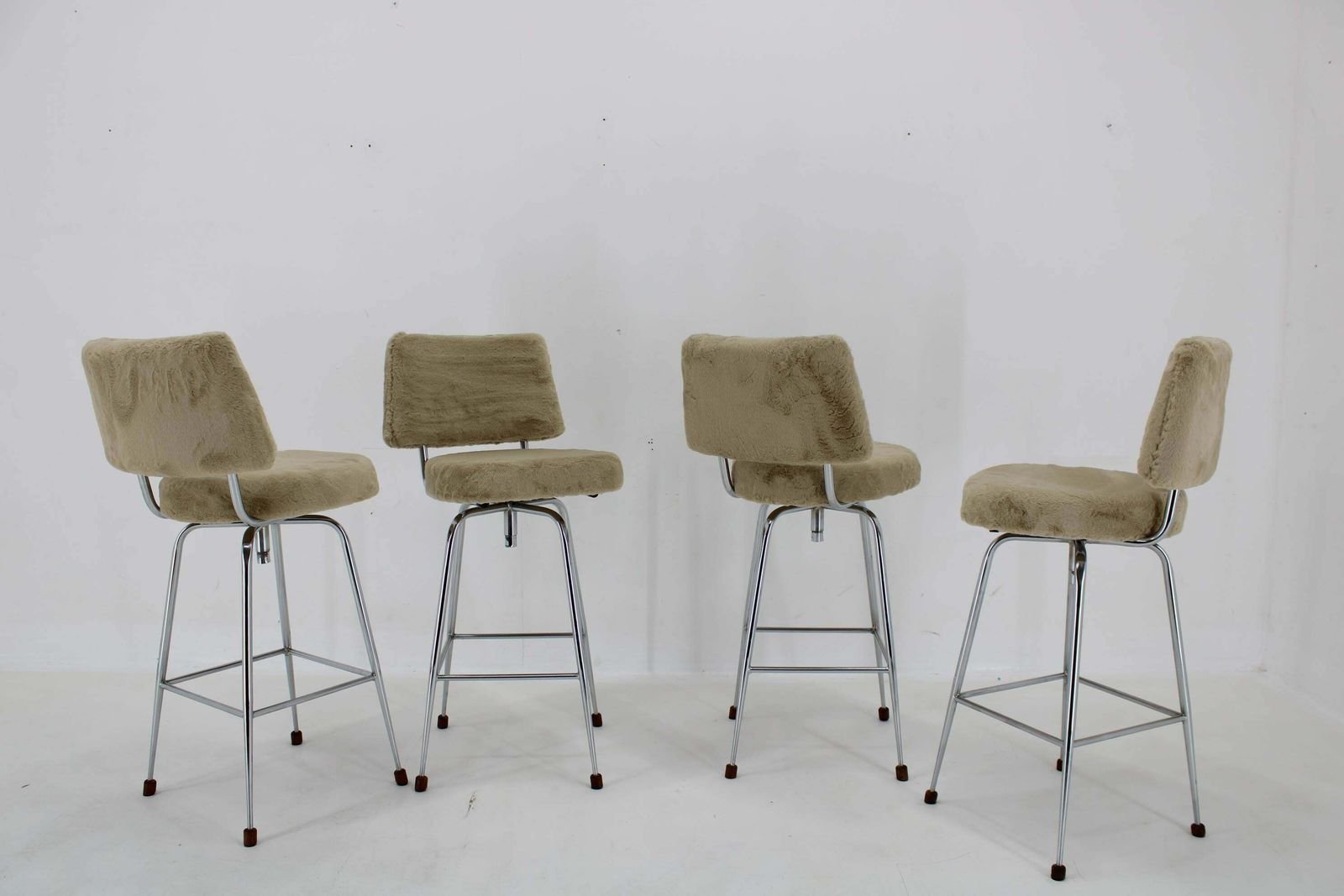 1960s Set Of Four Restored Bar Chairs, Czechoslovakia photo 1103.0