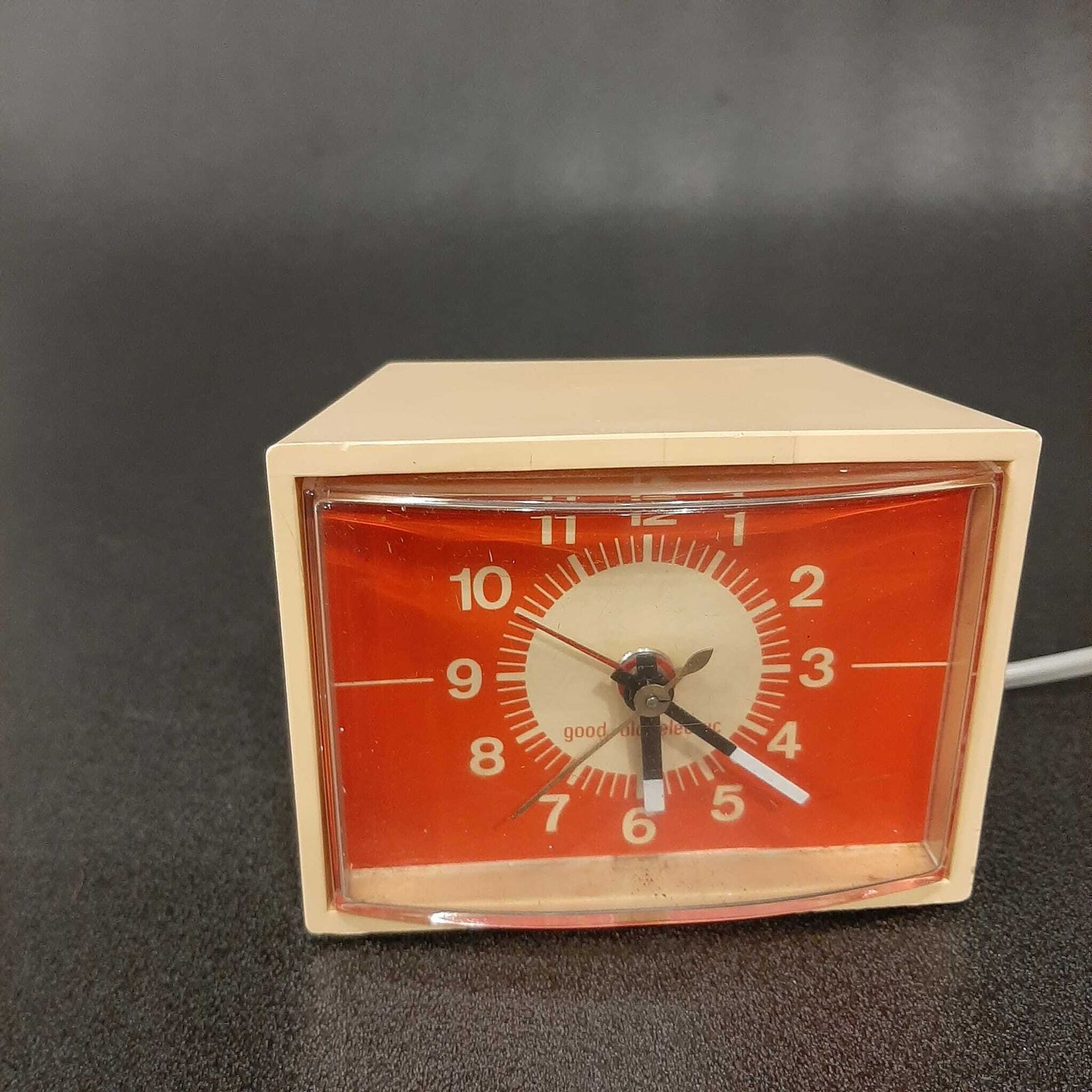Vintage Electrical Table Clock photo for sale