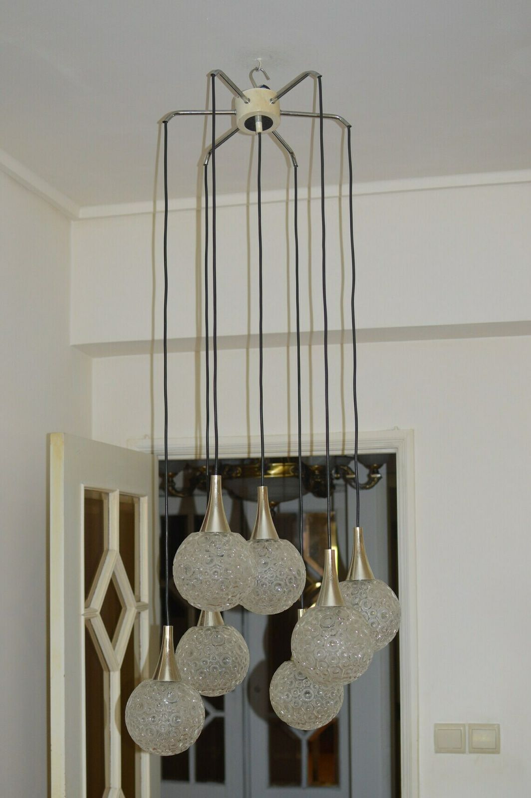 Lamp Mid Century Space Age Cascade Sputnik Chandelier 1970. Original photo for sale