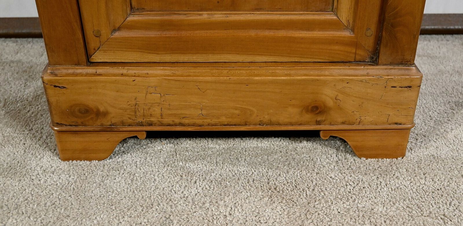 photo furniture Small Cherry Wood Furniture, Restoration Period – 1st Part 19th Century