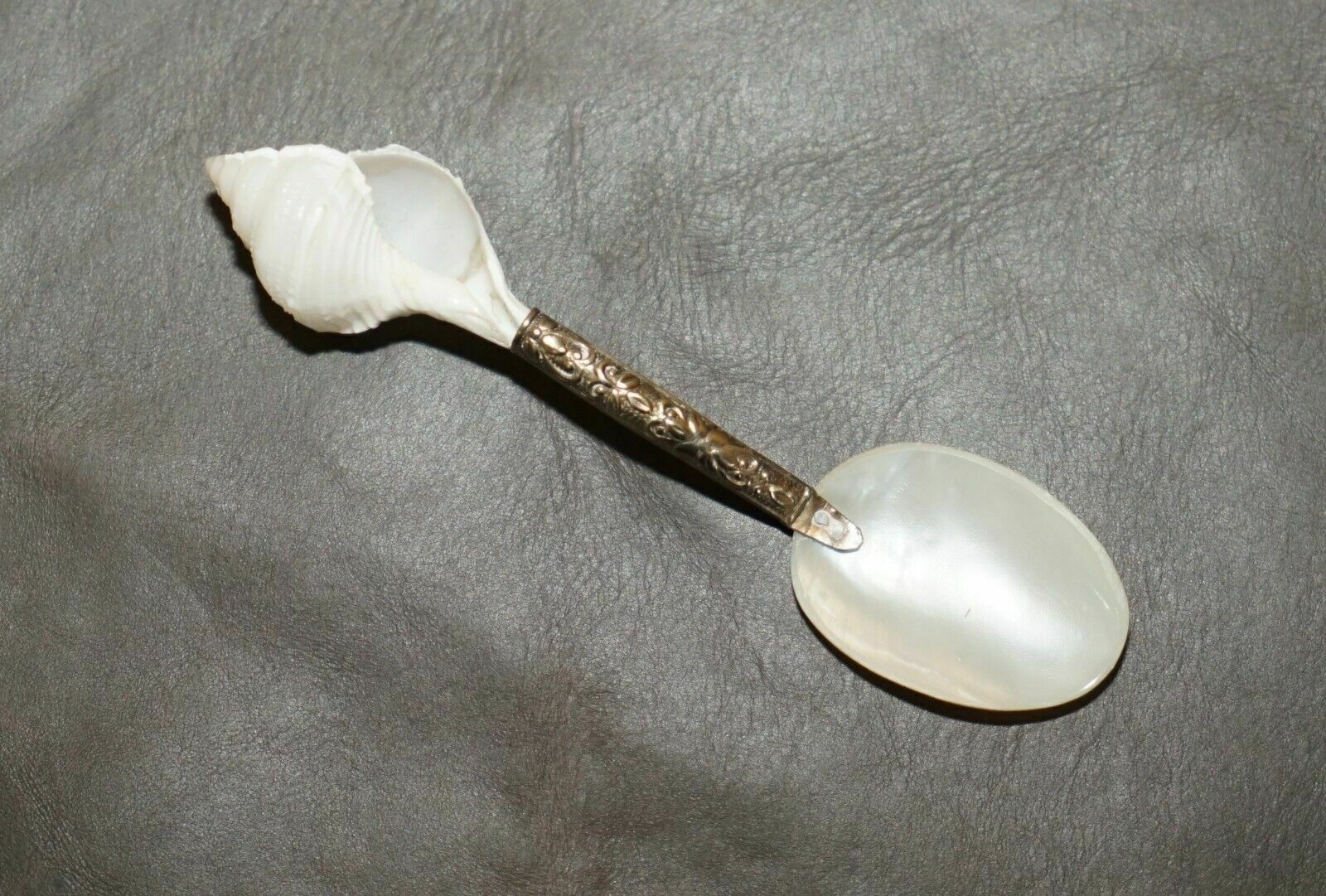 Four Antique Victorian Mother Of Pearl & Sterling Silver Tested Shell Tea Spoons photo Home Decor