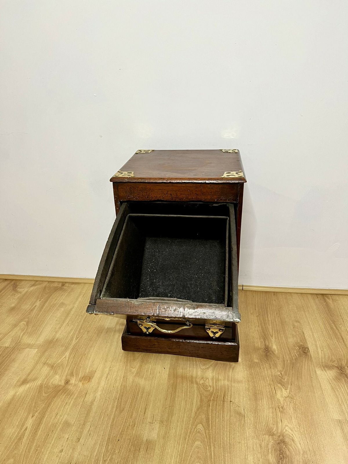 Quality Victorian Oak And Brass Coal Purdonium photo Home Fixtures