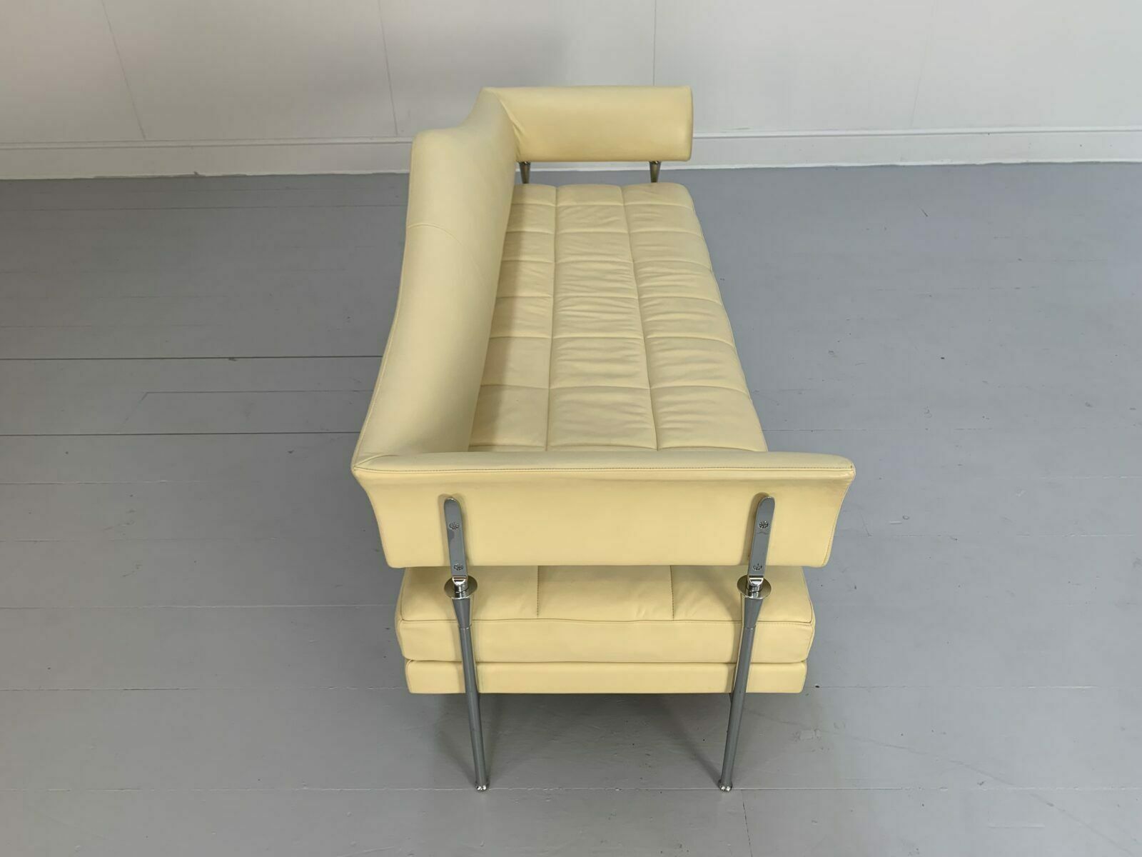 photo for sale Poltrona Frau "Hydra Castor" 3 Seat Sofa   In Cream "Pelle Frau Sc" Leather