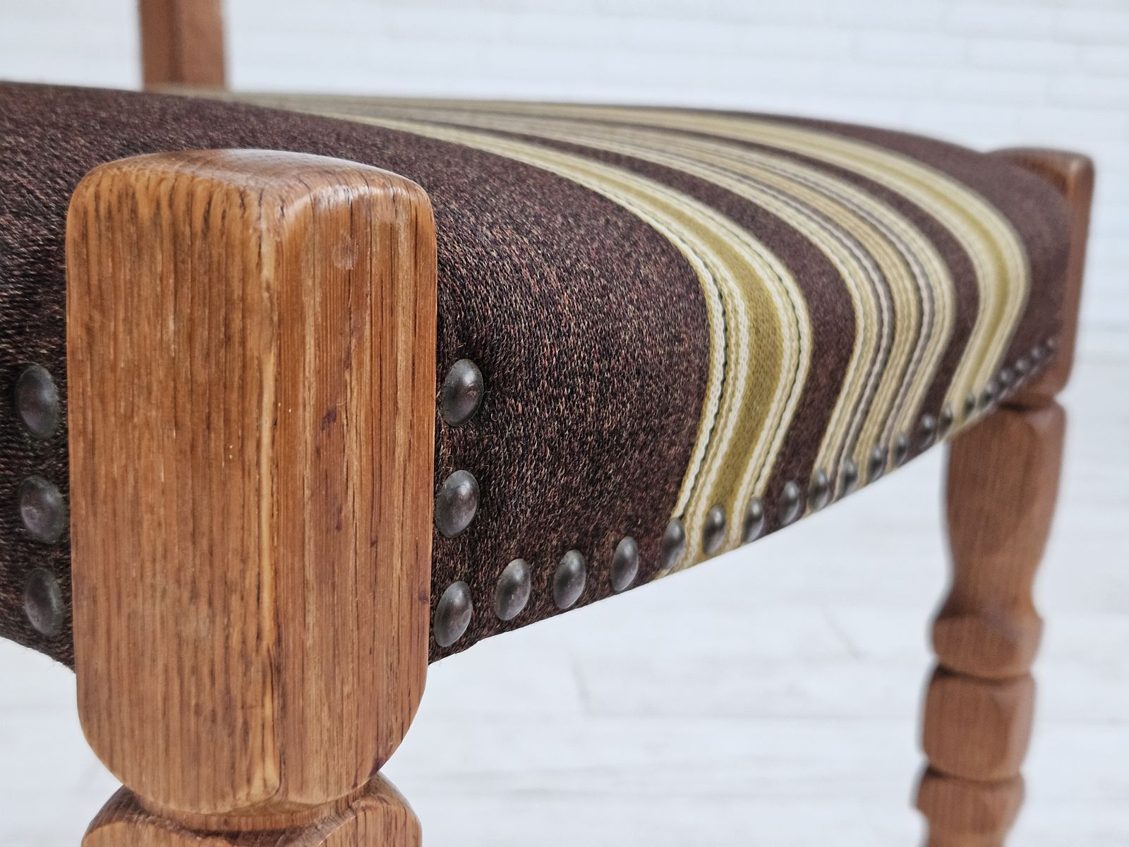photo for sale Ca. Jaren 1970 – Set Van 6 Deense Eetkamerstoelen, Goede Staat, Eikenhout.